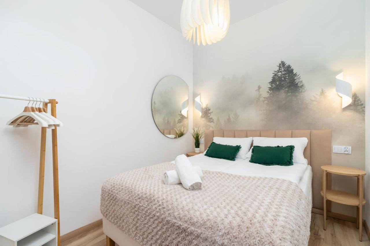 Underground Bogdańskiego By Renters Apartament *